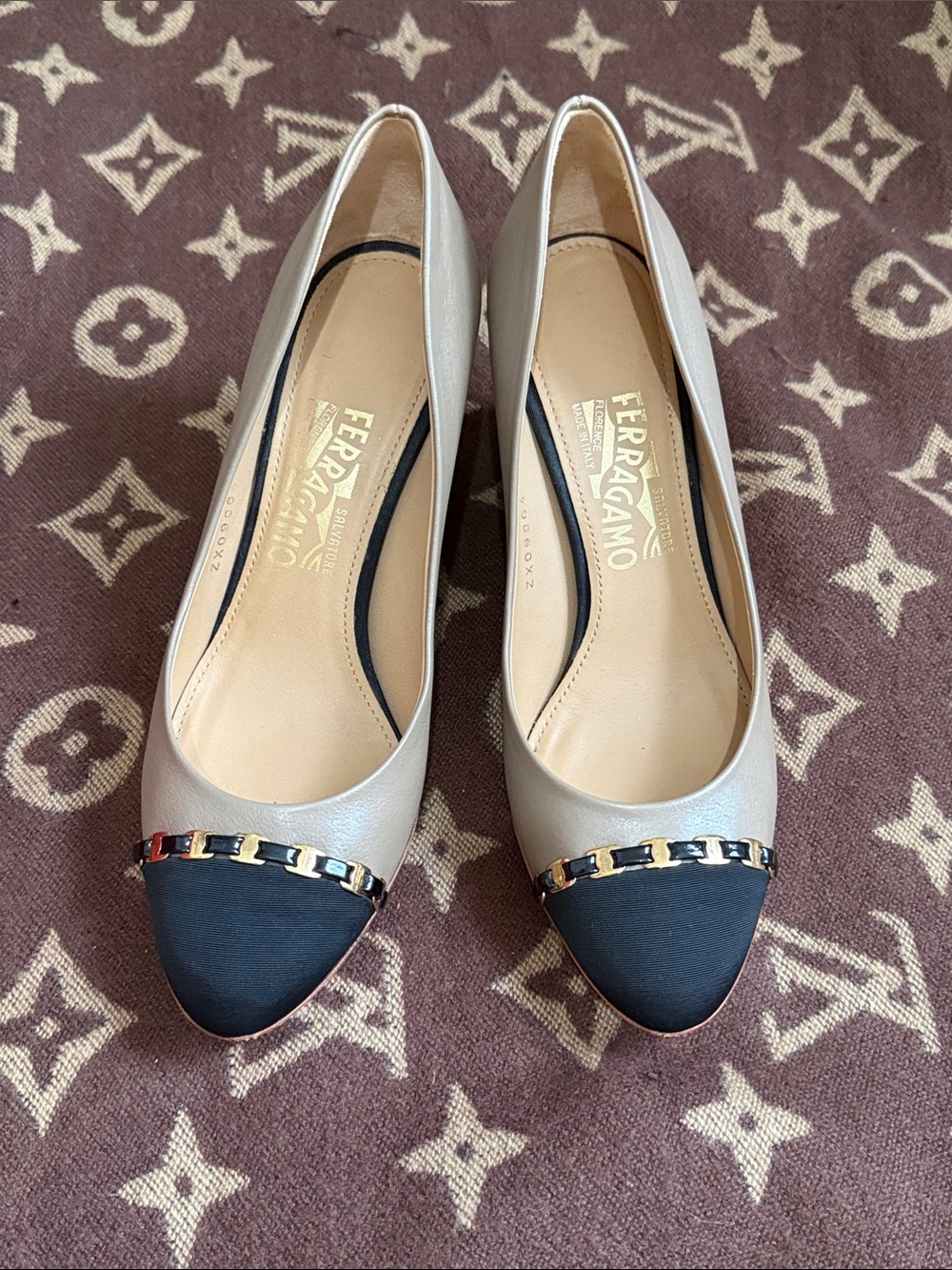 Salvatore Ferragamo Pumps Size 8
